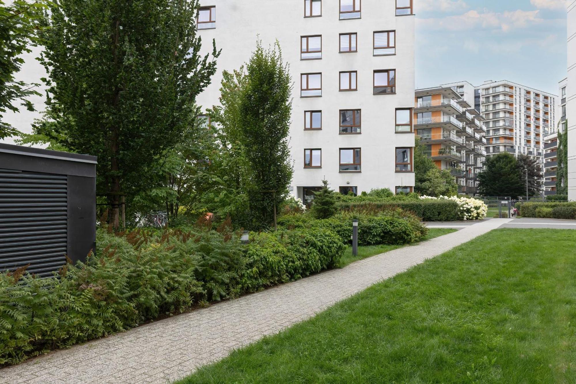 Apartament Cosy With Parking Nowaka-jezioranskiego Praga By Renters
