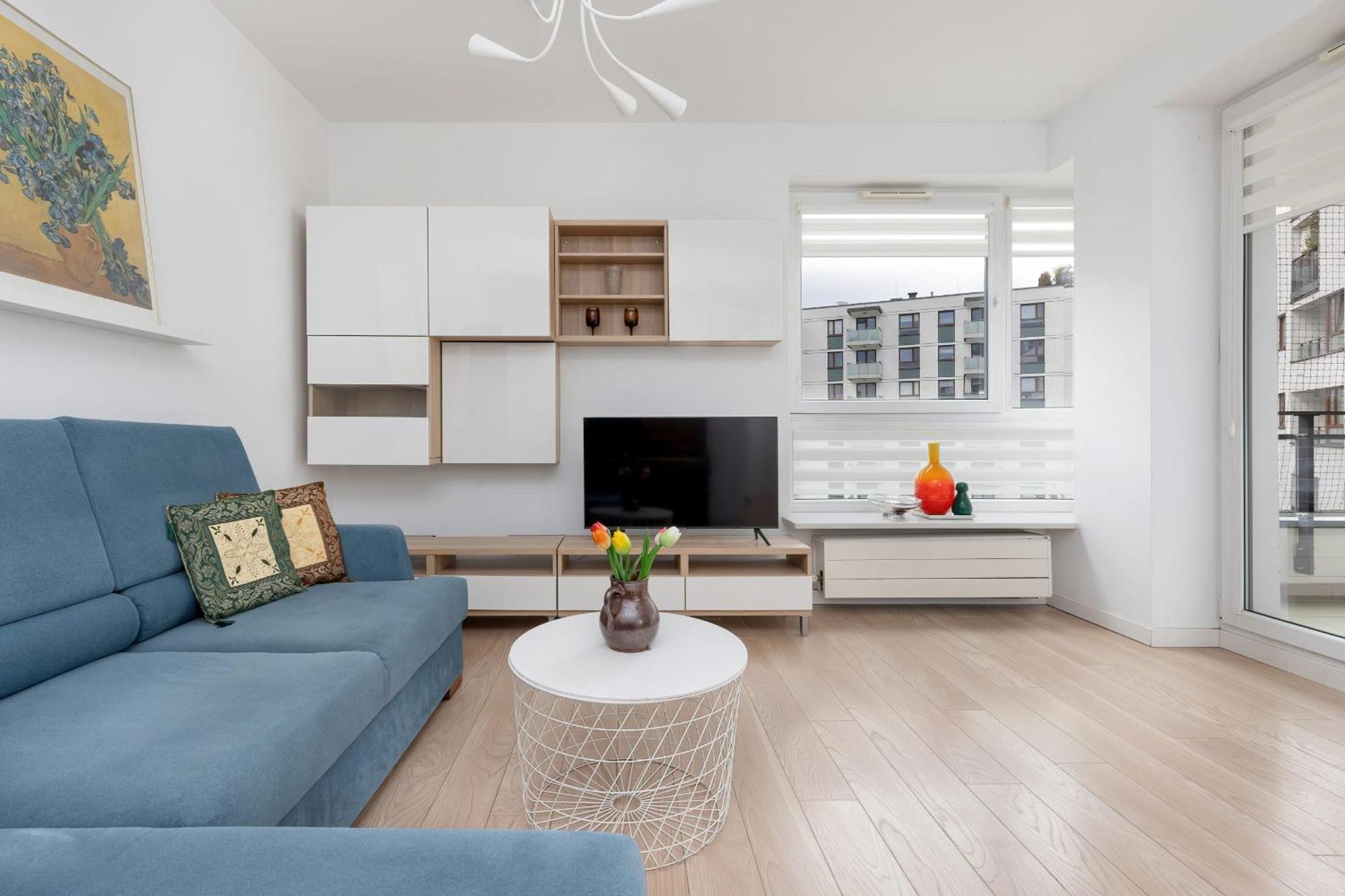 Cosy With Parking Nowaka-jezioranskiego Praga By Renters Apartament